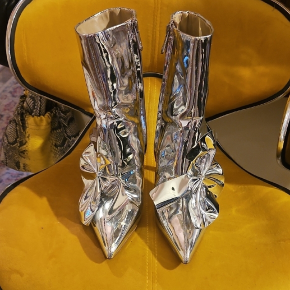 Sam Edelman Shoes - Silver Metallic Pointed-Toe Ankle Boots with Decorative Knot -by Sam Edelman